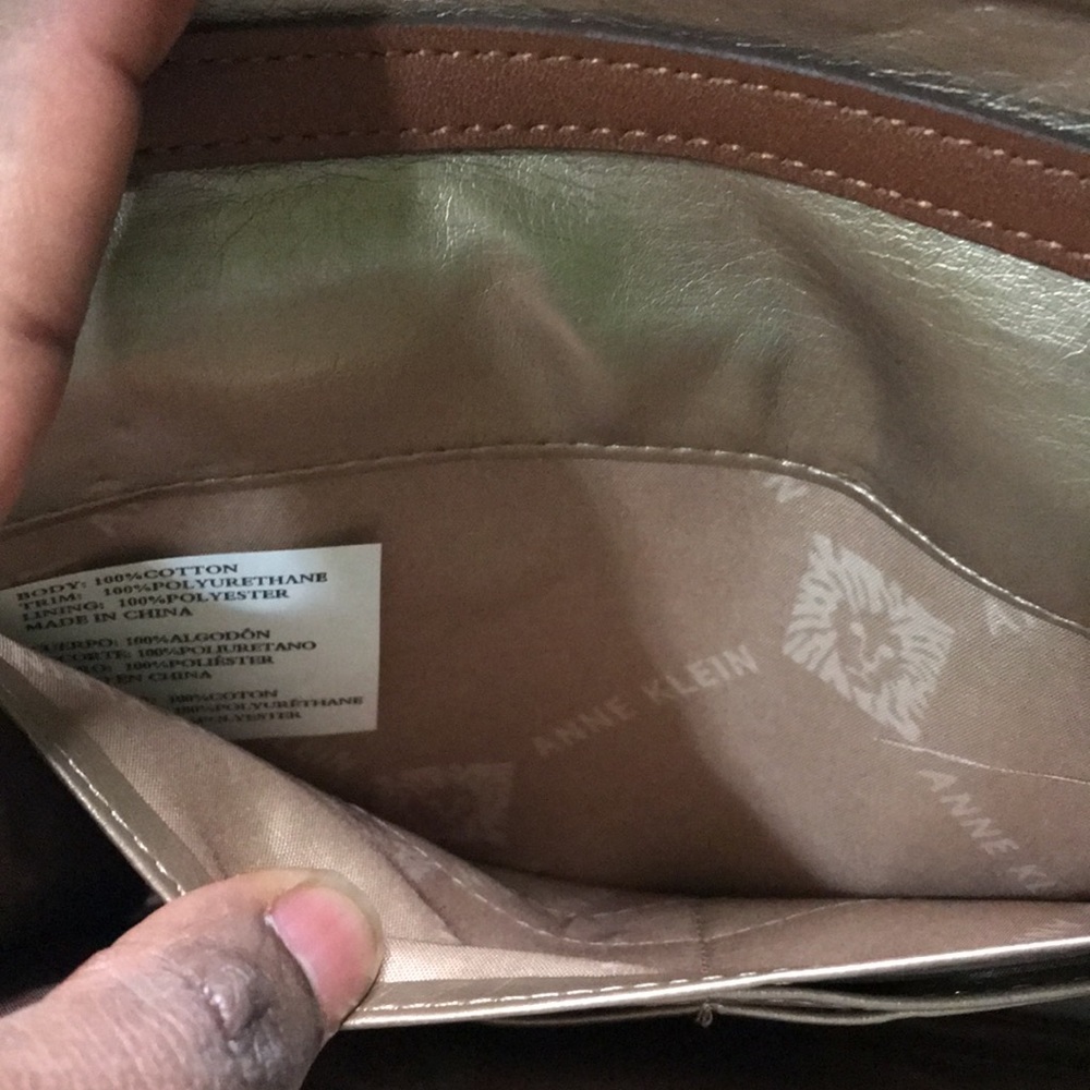 Shoulder wallet - Picture 8 of 13